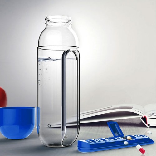 Garrafa de Água 600 ml Com Porta Comprimido Personalizada Garrafa de Água 600 ml Com Porta Comprimido Personalizada