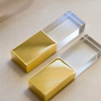 Pen Drive de Vidro Com Tampa Ouro Personalizado 